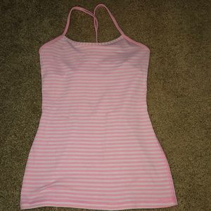 Lululemon tank size 4